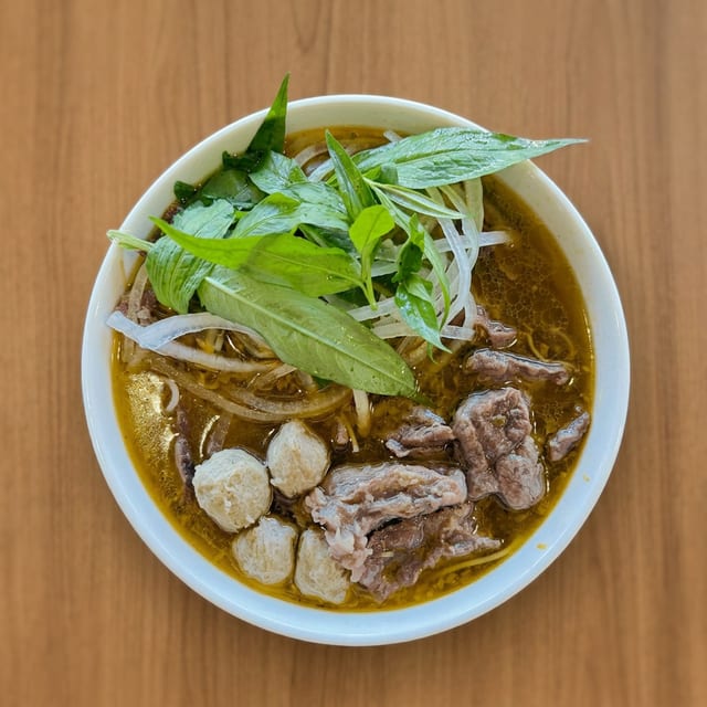 Bun Gan Bo Vien Sate.