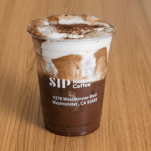 Ca Phe Kem Muoi/Salted Foam Coffee.